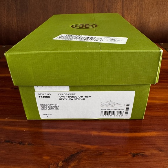 Tory Burch Field Sneakers Navy T Monogram Calf Leather Size 7 Dust bag box - Picture 9 of 11